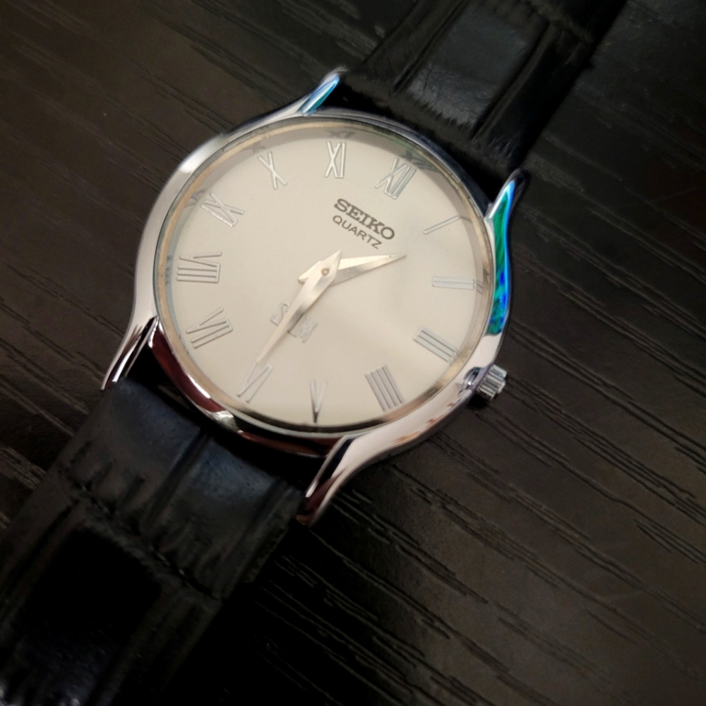 Mint Condition‎ Seiko Slim Quartz Men's 34mm Watch Silver GORGEOUS